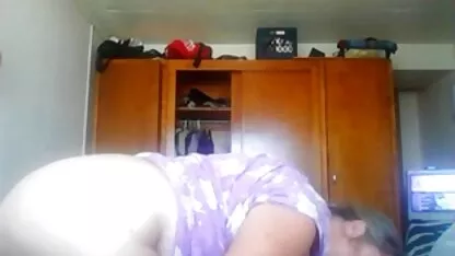 Bà thợ sửa ống nước trong xem sec me ke chặt chẽ