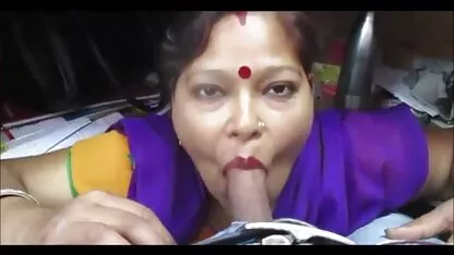 Cô gái này được gọi là con trai của mình phim sec loan luan me để có Gruppese Med với bạn trai của cô