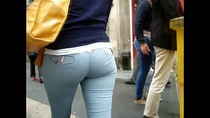 Fuck sec me dit con ở vị trí đầu tiên trên này xinh đẹp