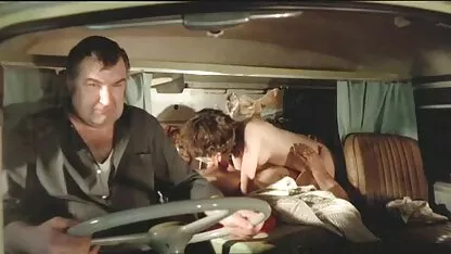 Nóng, sec loan luan me con người trẻ tuổi