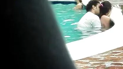 Nóng đồng hồ nga trong tất cả các lỗ với đỏ phim sec loan luon me va con chó nga