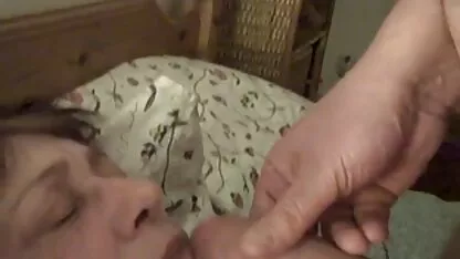 Ông trẻ con phim sec mẹ con điếm