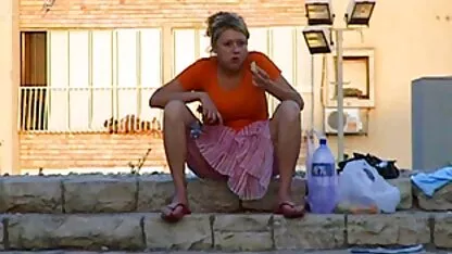 Juicy shaggy cô phim sec loan luon me va con gái tinh cho cô hàng xóm