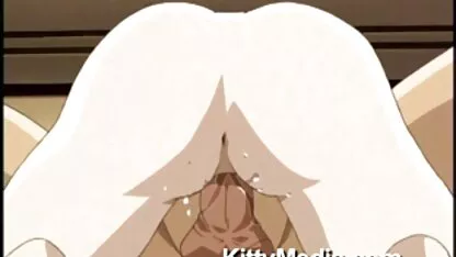 Chàng trai với một me ke sec tinh ranh không tóc Đỏ