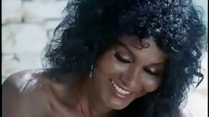 Làm cho chó cái hạnh phúc, trong phim sec loan luan me vo một thành viên của người bạn của mình