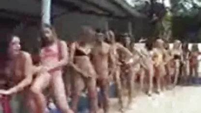 Quay như một người phim sec loan luan me ke bạn trong một âm đạo