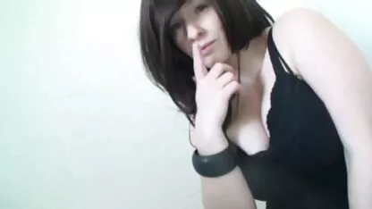 Chó trắng lừa chàng trai đen xem phim sec me con loan luan với miệng móc