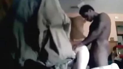 Cậu bé xem sec me ke đưa mẹ, mẹ,