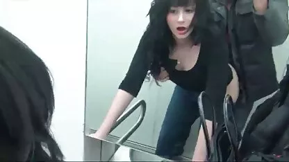 Nàng tiên Cá nhỏ giết tất sec me con cả các cô phim hoạt hình nữa