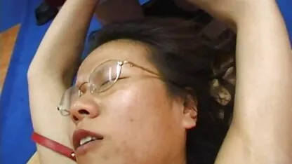 Pikaper tách trẻ da đen trong âm đạo sec con dit me